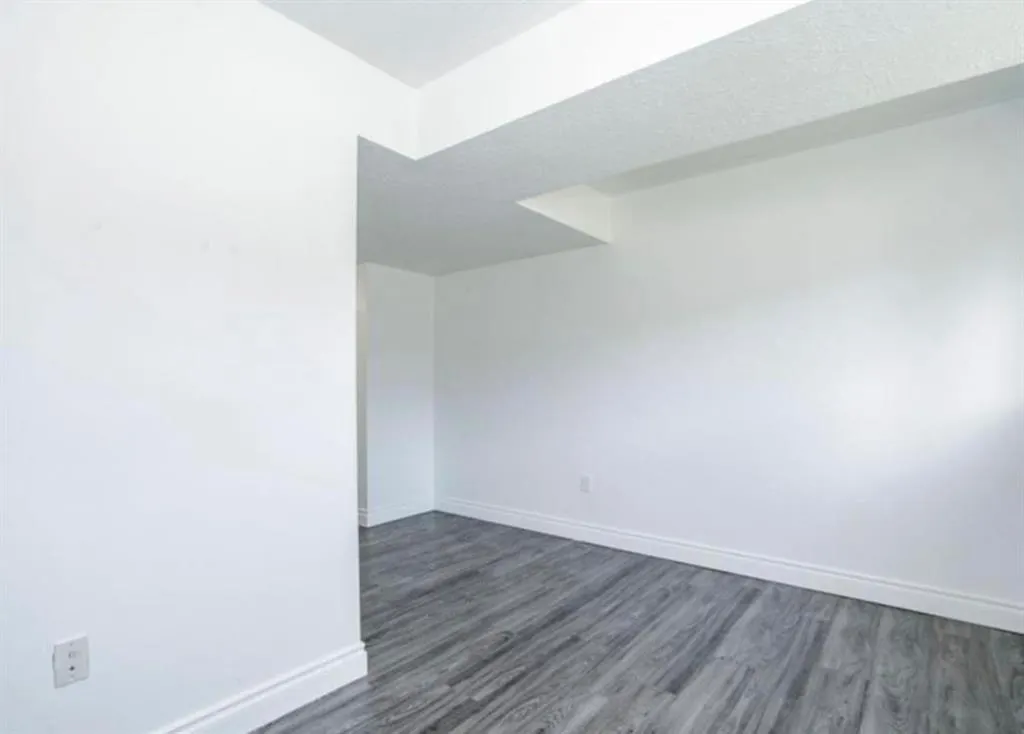 13006 93 Street