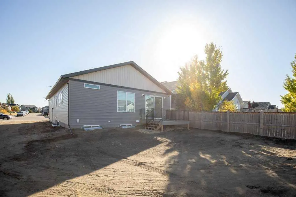 151 Cedar Square