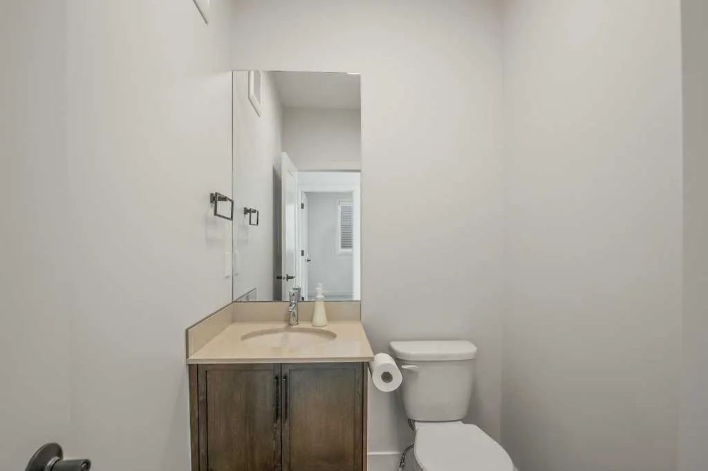 151 Cedar Square