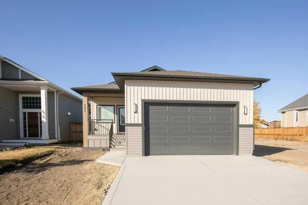 151 Cedar Square