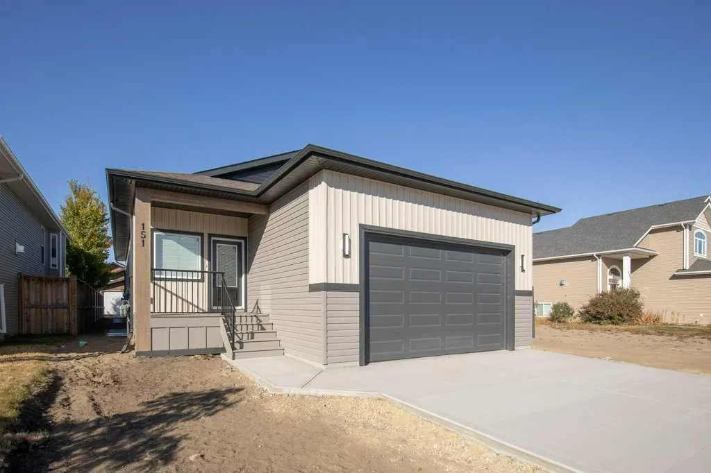 151 Cedar Square