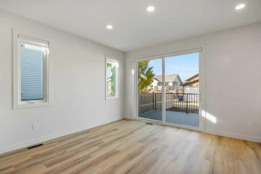 151 Cedar Square