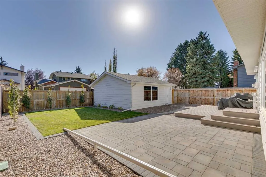 419 Parkview Crescent SE