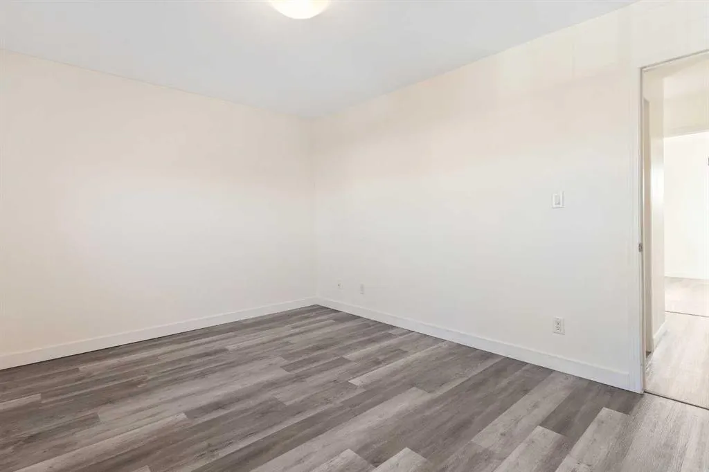 4728 18 Street, #37