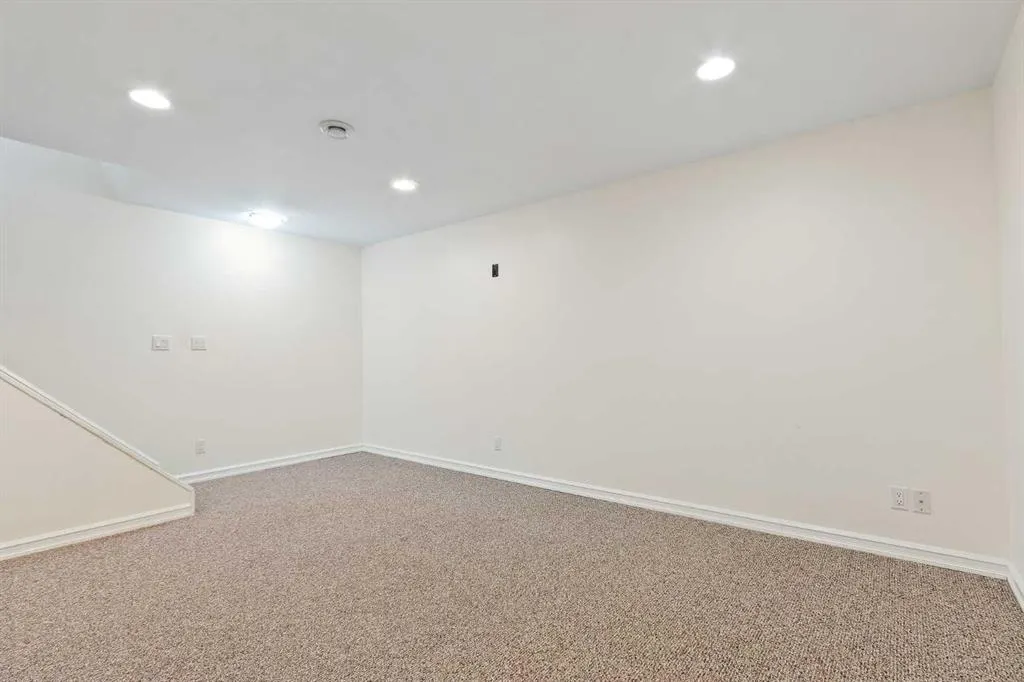 4728 18 Street, #37