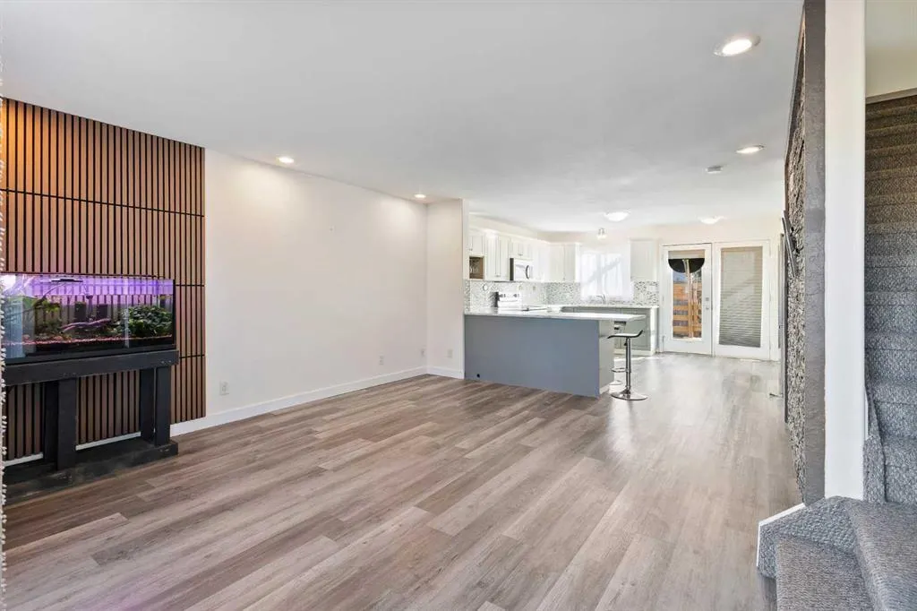 4728 18 Street, #37
