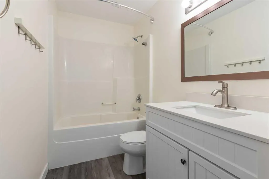 4728 18 Street, #37