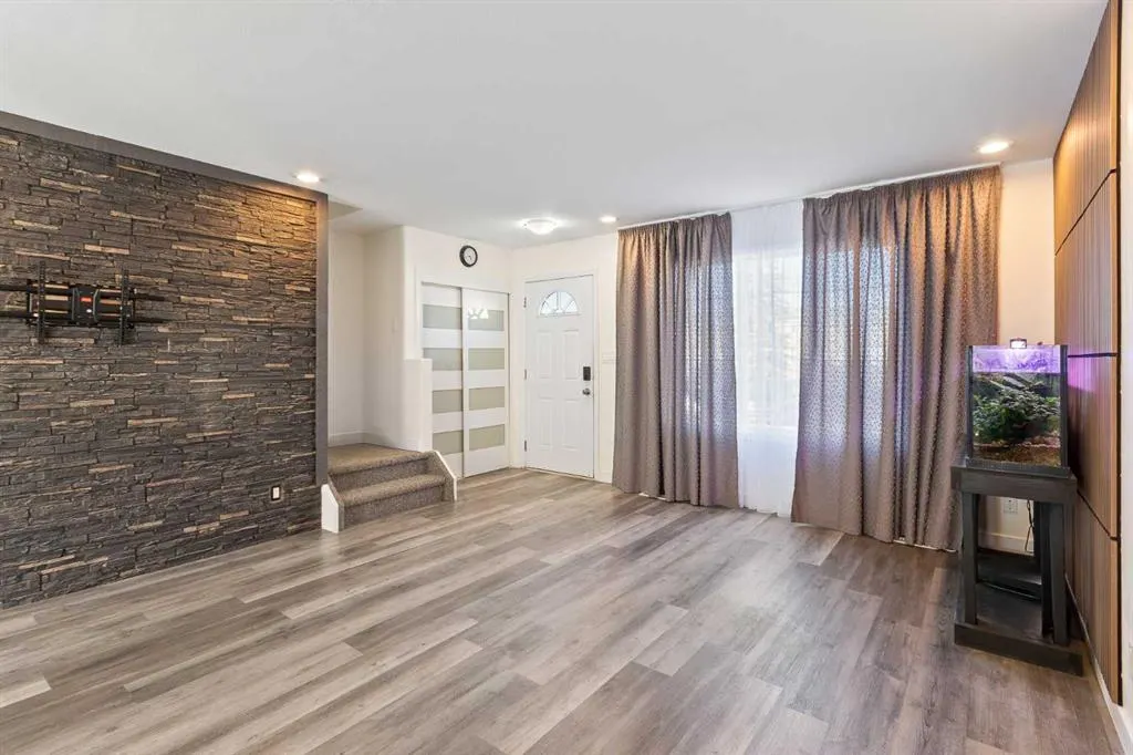 4728 18 Street, #37