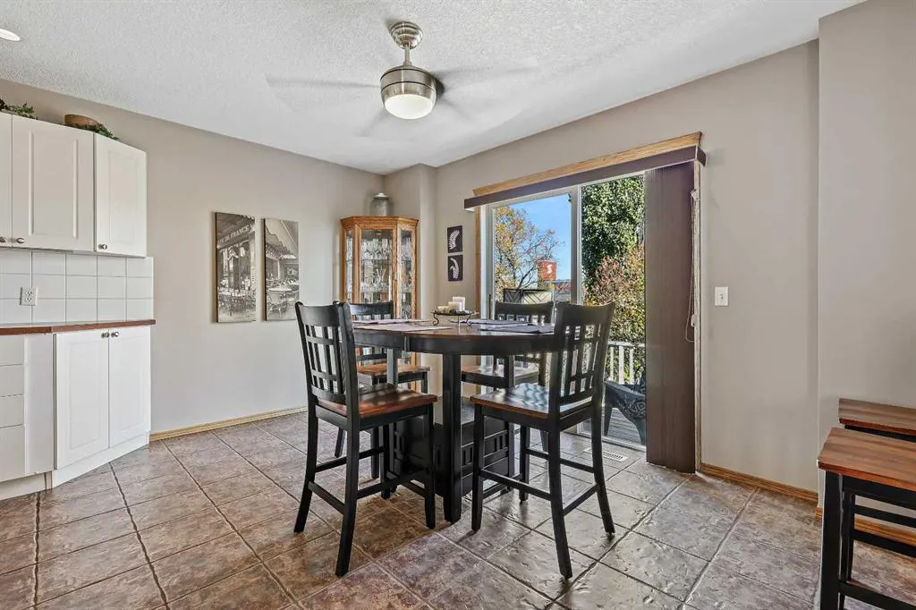 68 Douglas Glen Crescent SE