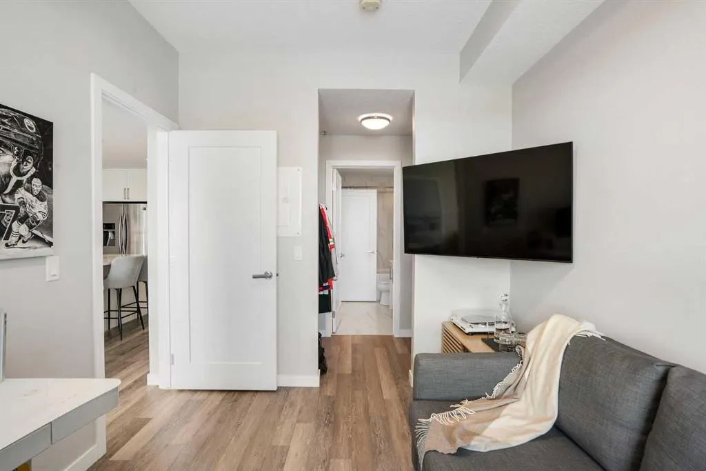 8530 8A Avenue SW, #318