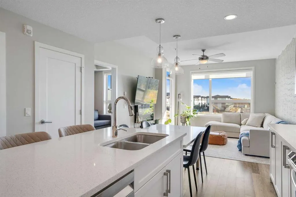 8530 8A Avenue SW, #318