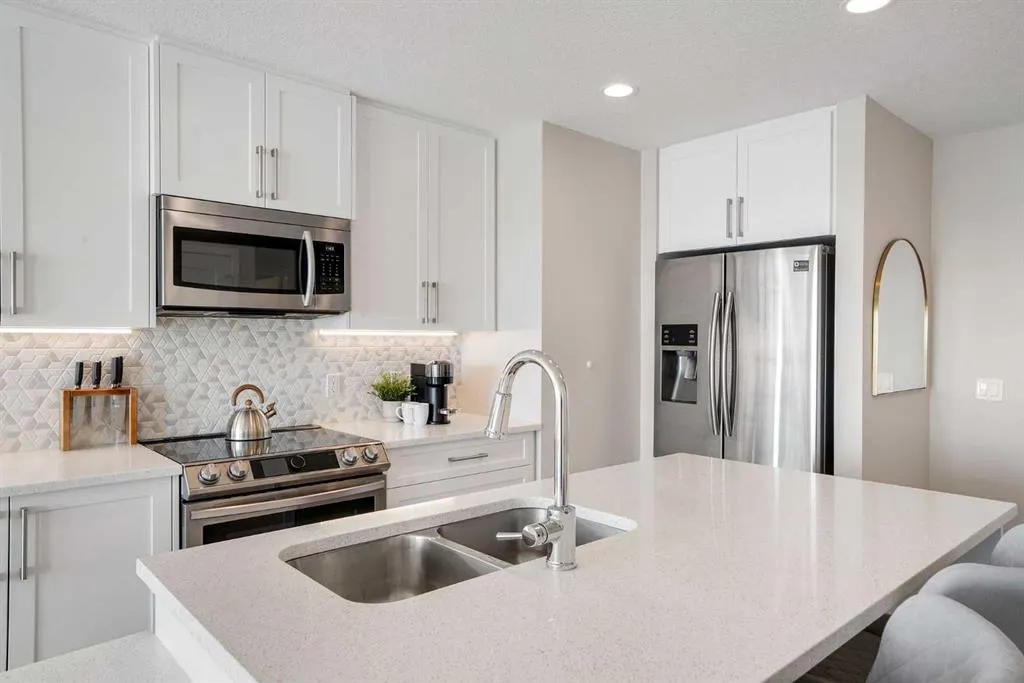 8530 8A Avenue SW, #318