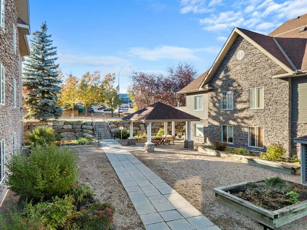 1208 Millrise Point SW