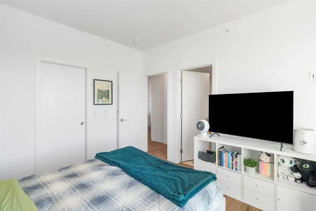 681 Savanna Boulevard NE, #2415