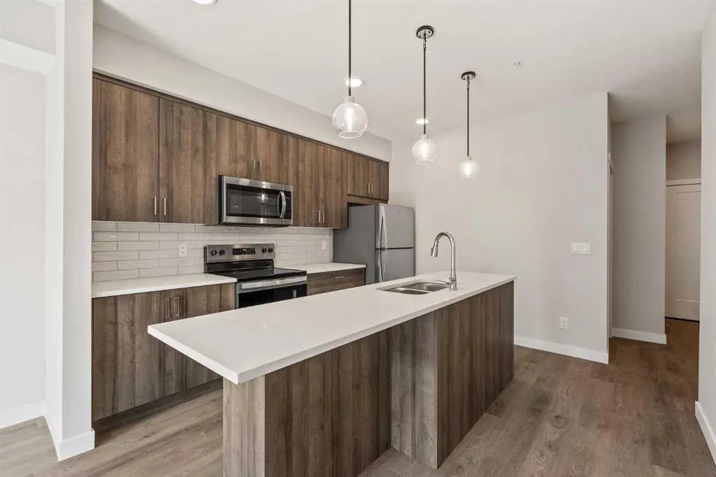 660 Shawnee Square SW, #213