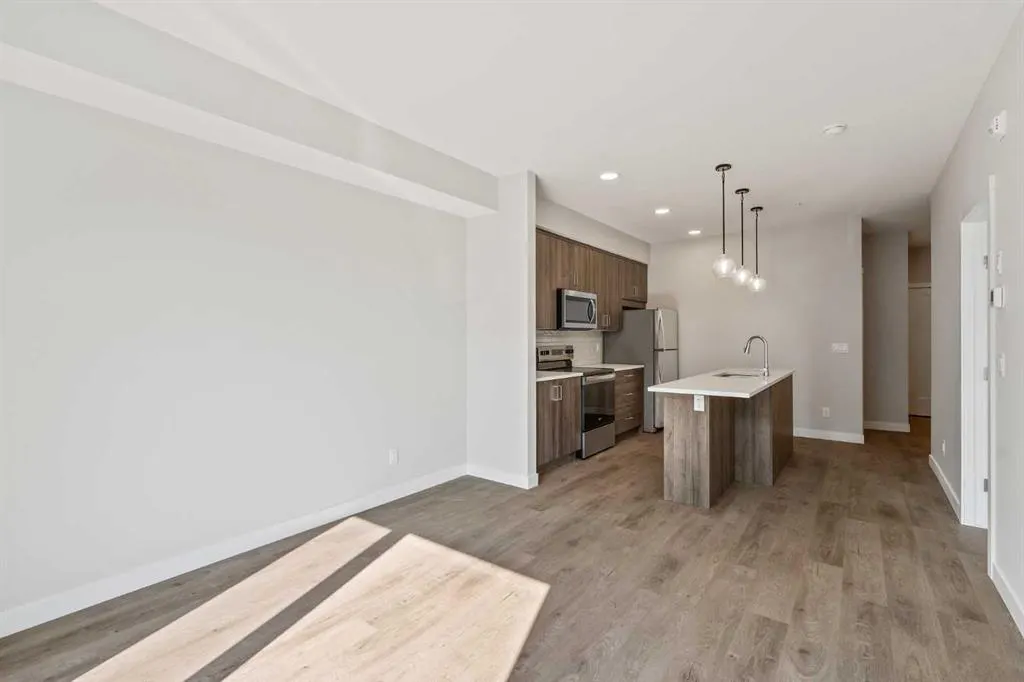 660 Shawnee Square SW, #213