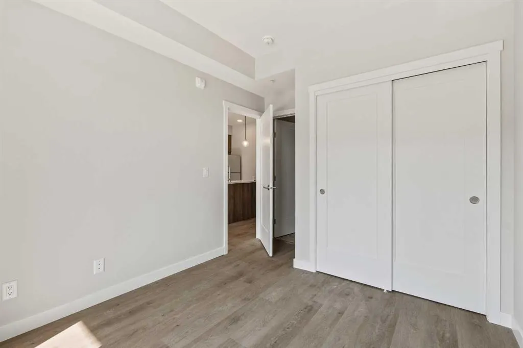 660 Shawnee Square SW, #213