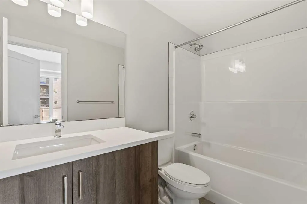 660 Shawnee Square SW, #213