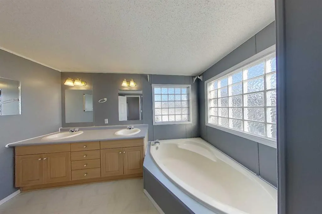 812 6 Avenue SW, #20