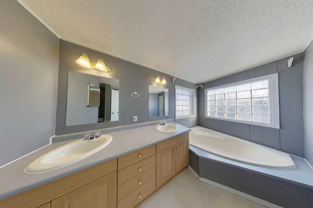 812 6 Avenue SW, #20