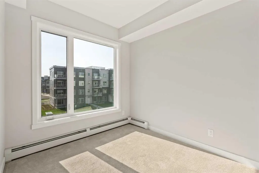 660 Shawnee Square SW, #302