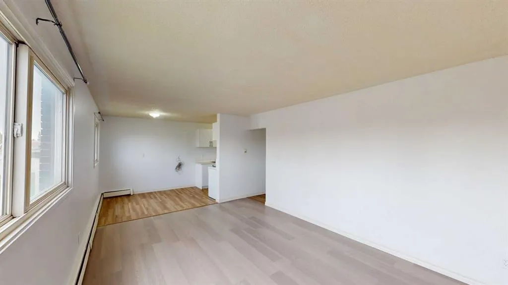 9515 100 Avenue, #207