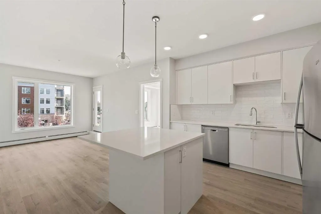700 Shawnee Square SW, #203