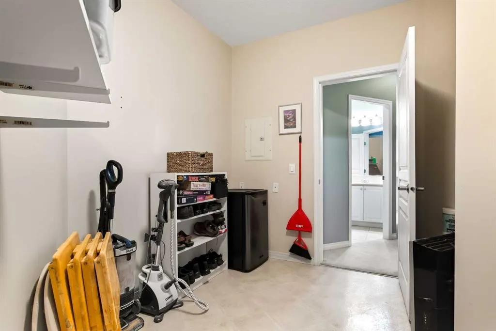 1320 Lake Fraser Green SE, #1320