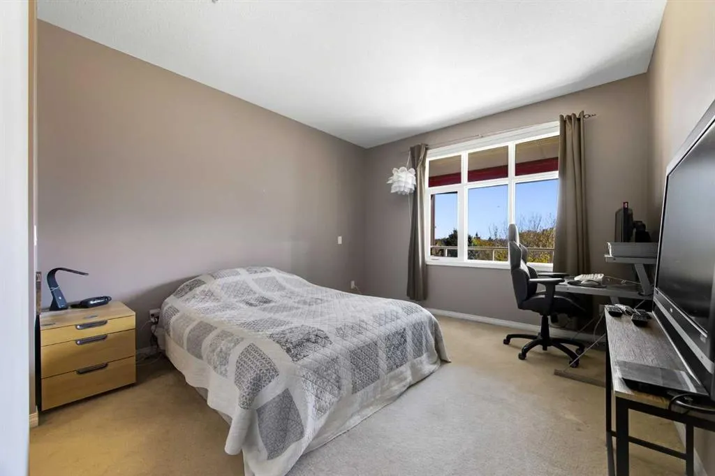 1320 Lake Fraser Green SE, #1320