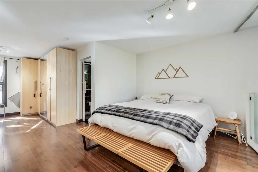 1212 13 Street SE, #302