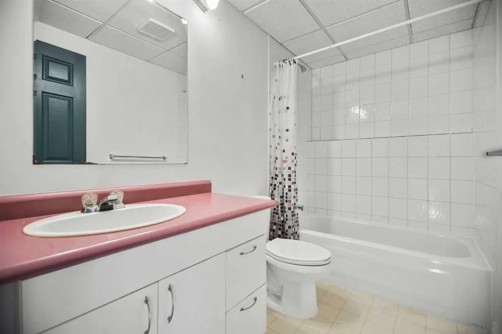 23 Riverstone Crescent SE