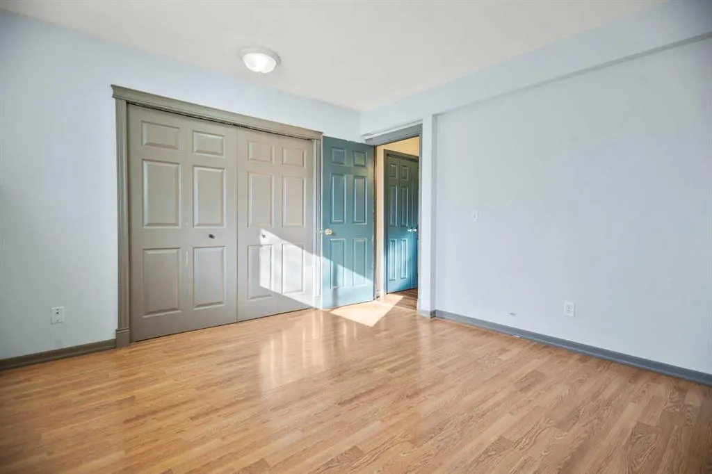 23 Riverstone Crescent SE