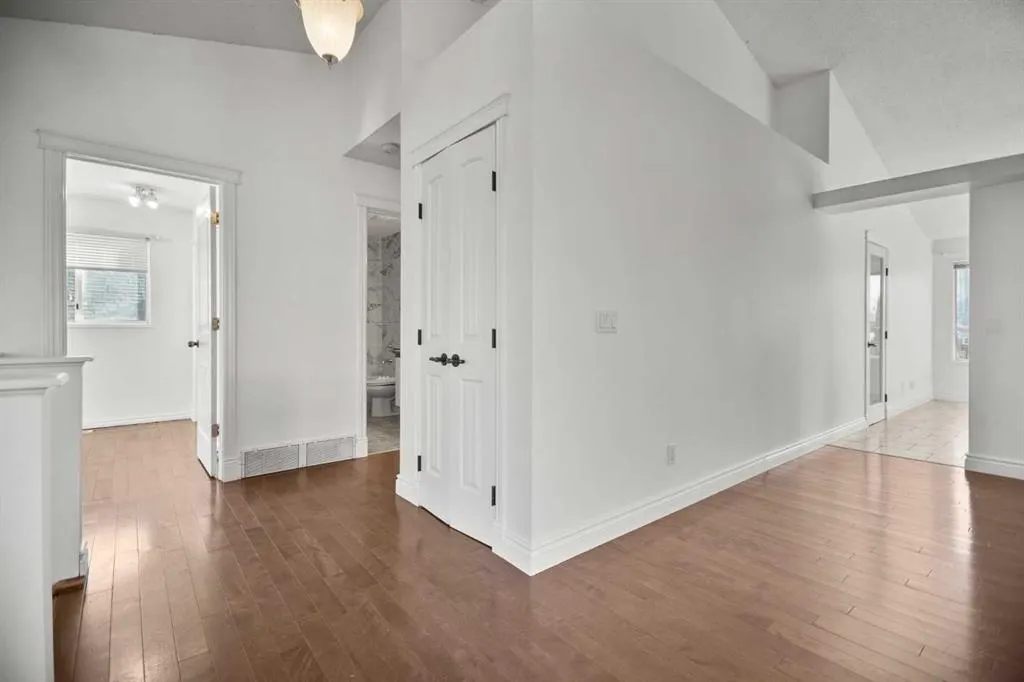 23 Riverstone Crescent SE