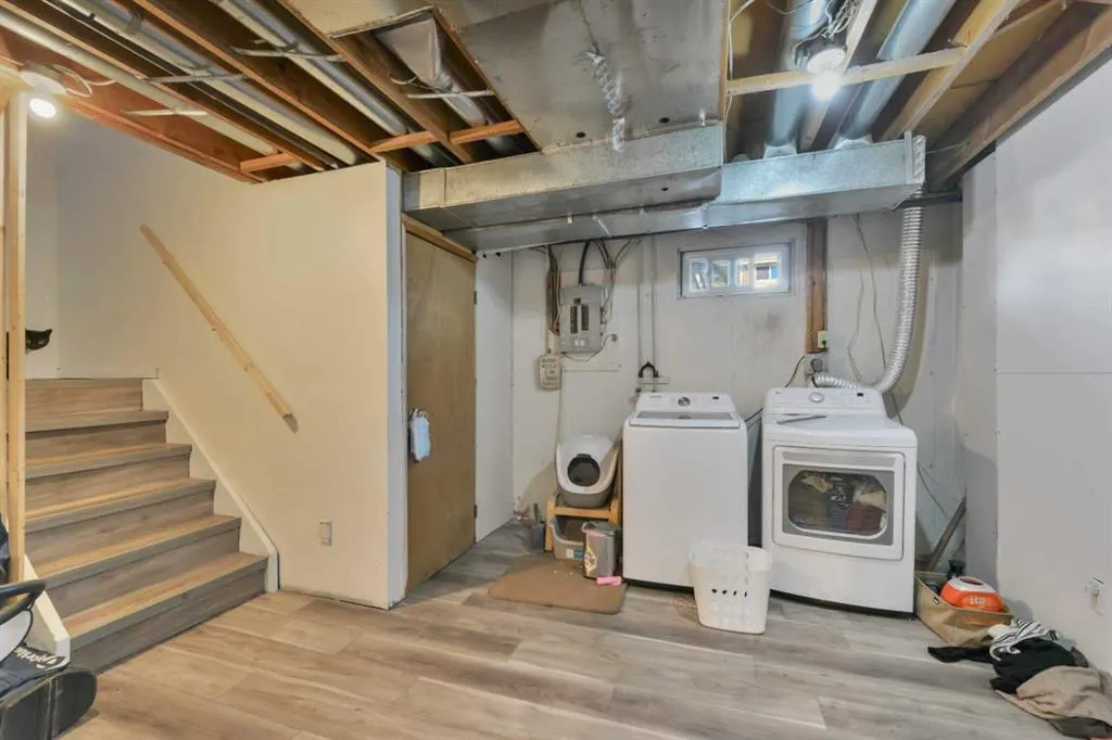 5806 61 Street, #17