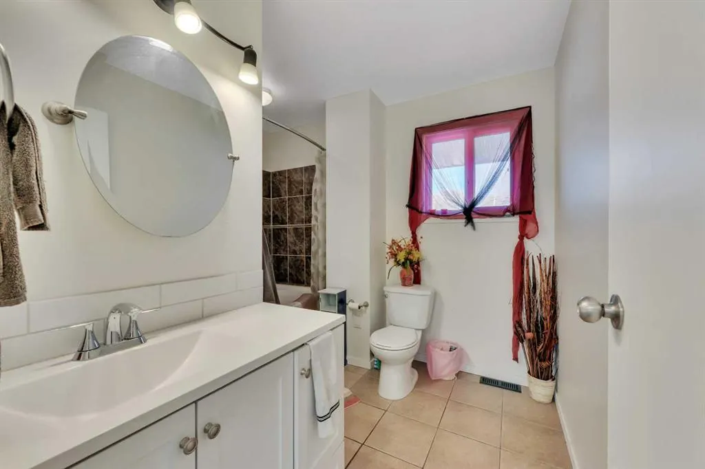 5806 61 Street, #17