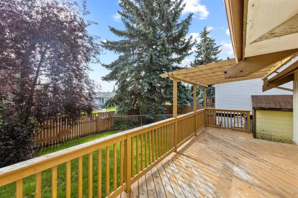 132 Whitehill Place NE