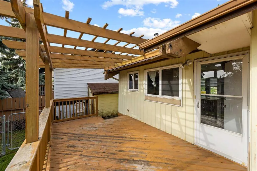 132 Whitehill Place NE
