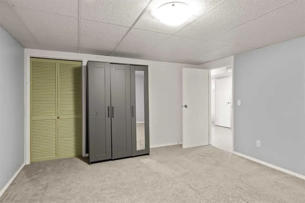 132 Whitehill Place NE
