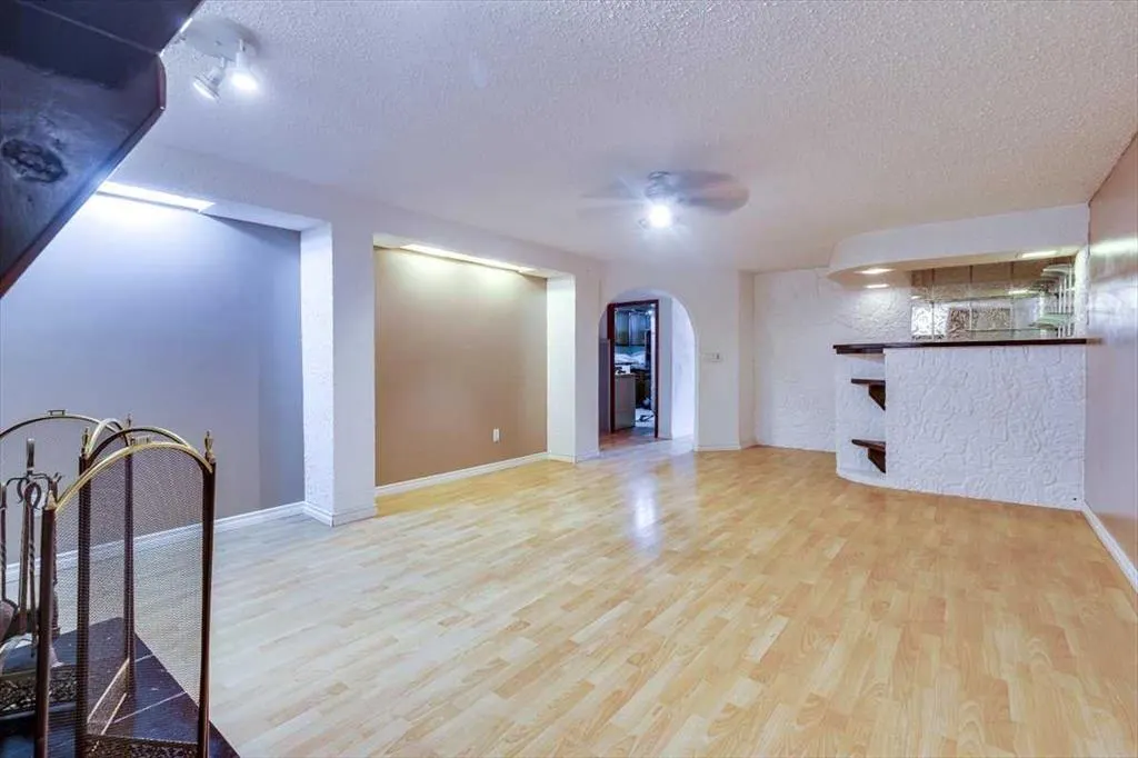 104 Nash Street