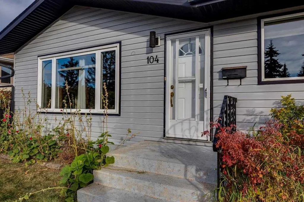 104 Nash Street