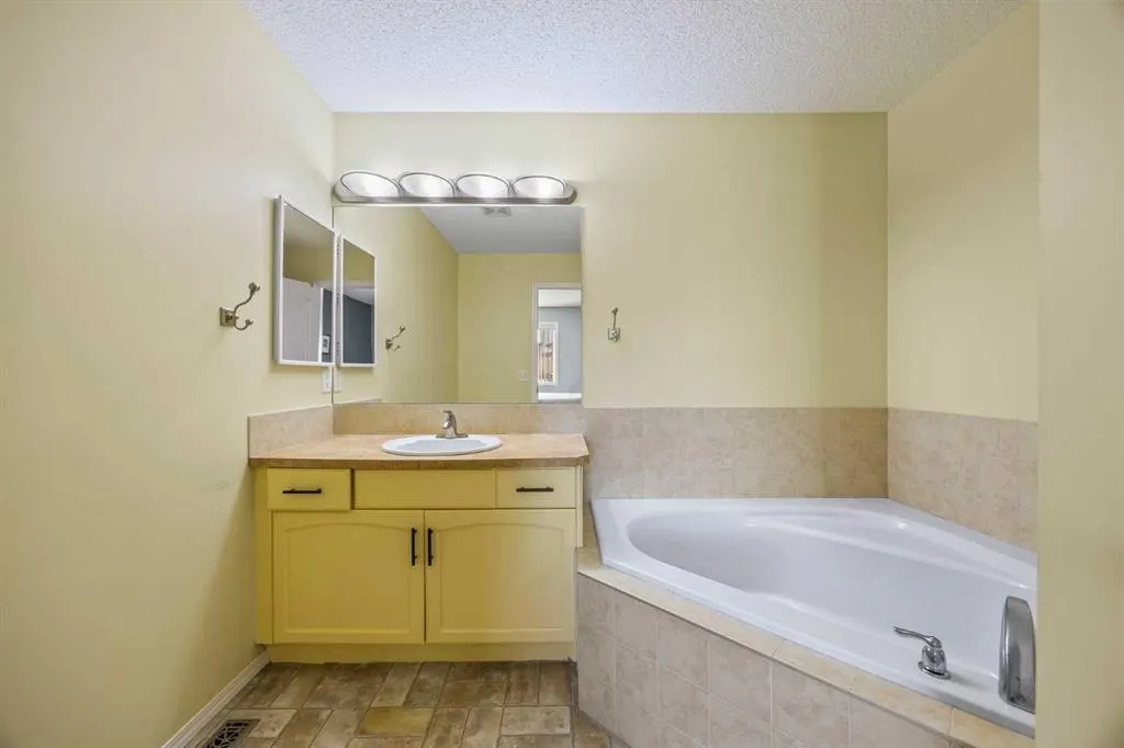 303 Westmount Court