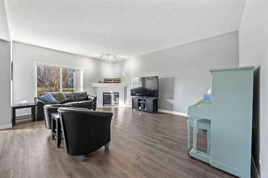 303 Westmount Court