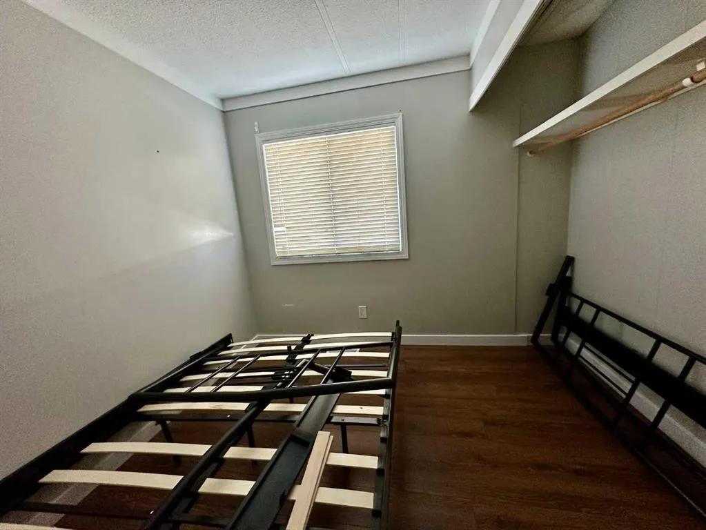 5301 2 Street, #5