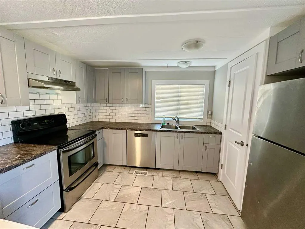 5301 2 Street, #5