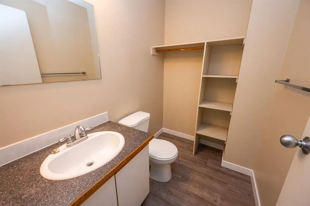 41 Cosgrove Crescent, #6
