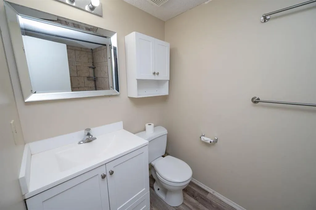 41 Cosgrove Crescent, #6