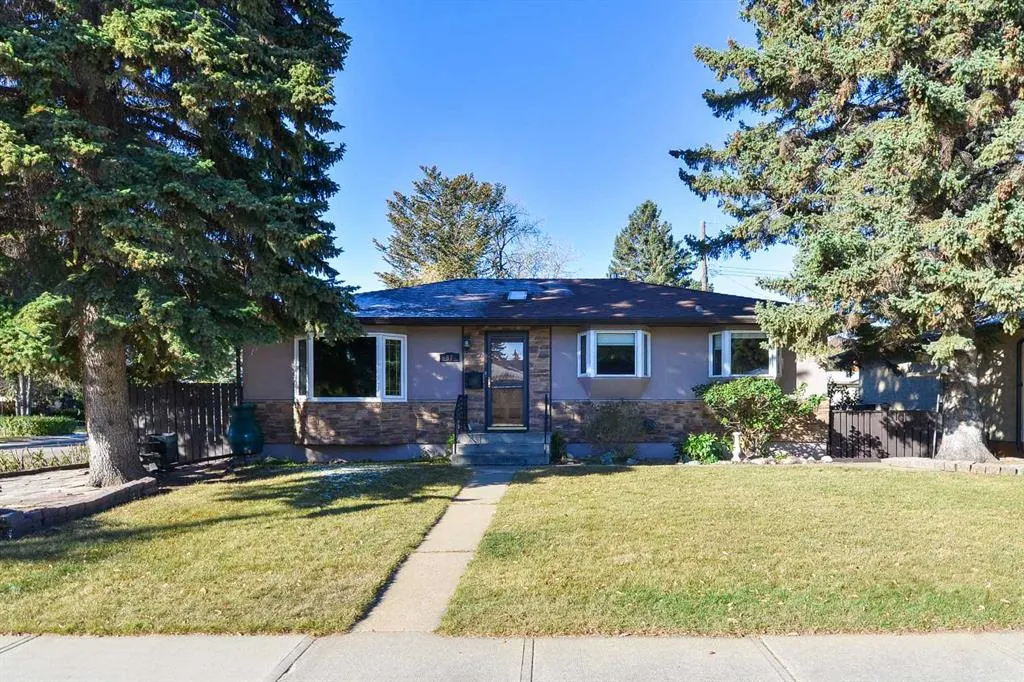87 Gladeview Crescent SW