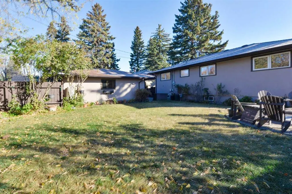 87 Gladeview Crescent SW