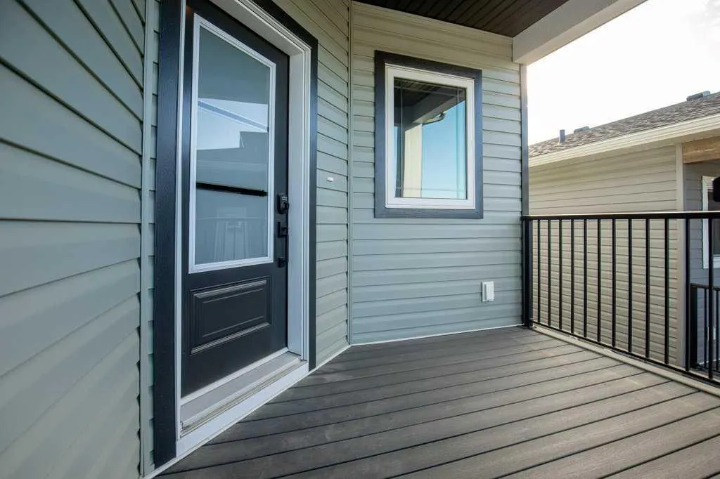 114 Gray Close