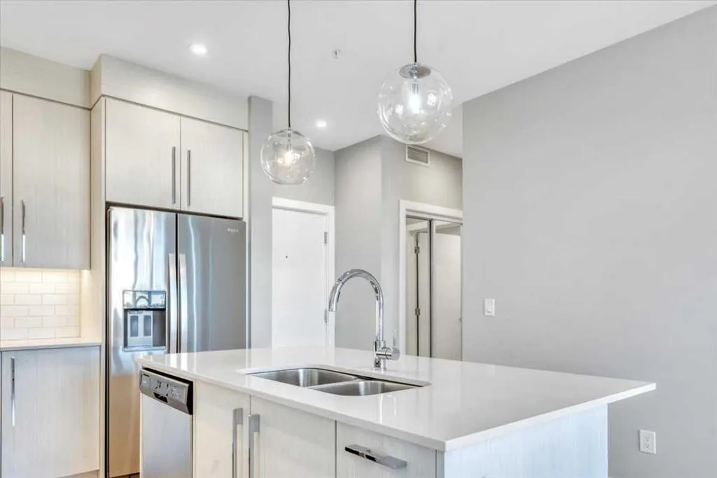 383 Smith Street NW, #311